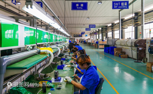 消防設(shè)備生產(chǎn)車(chē)間